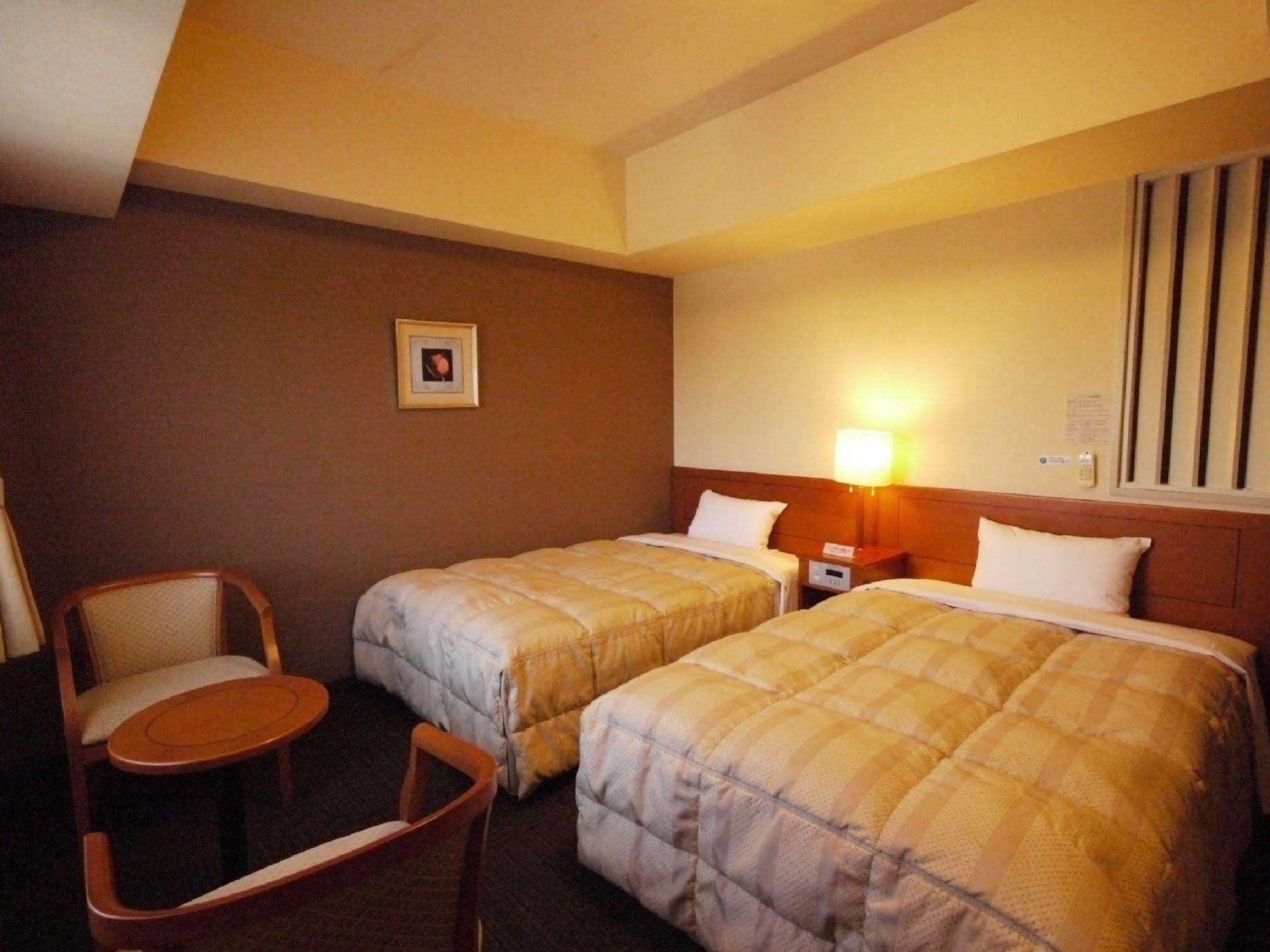 Hotel Route-Inn Suzuka Eksteriør bilde
